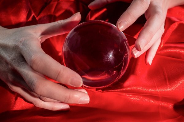 Ясновидящая Алёна Рахманова в Алматы Ясновидящая Алёна Рахманова в Алматы